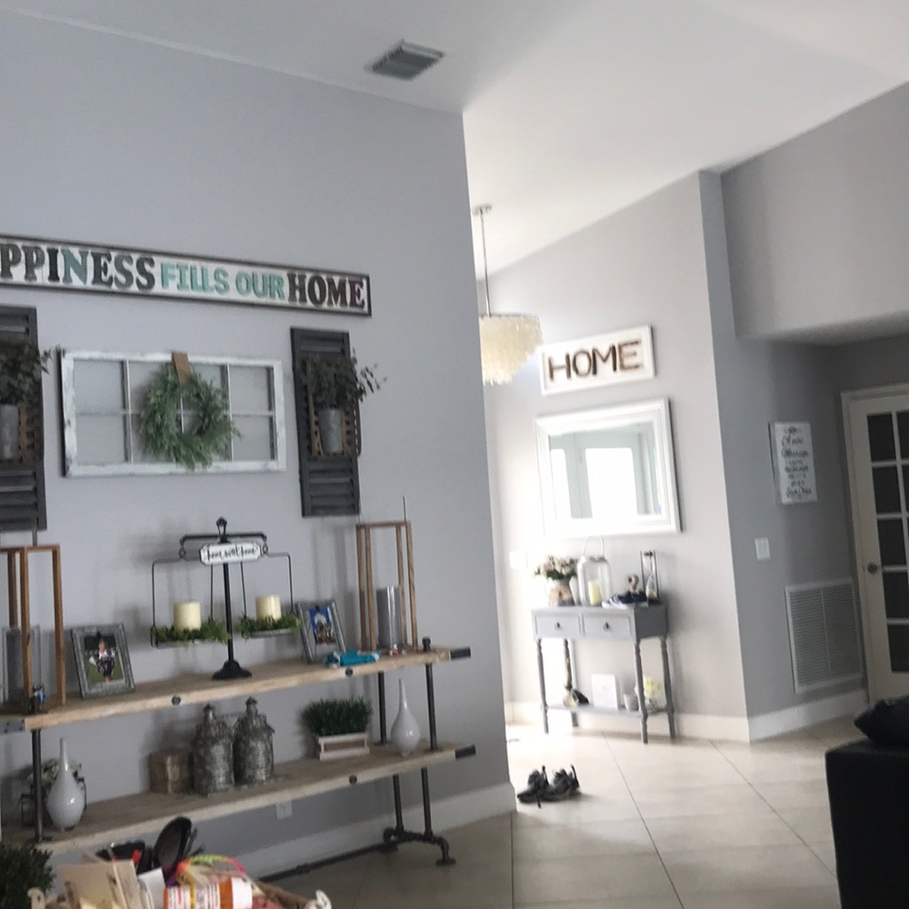 Meet your Posher, Adam